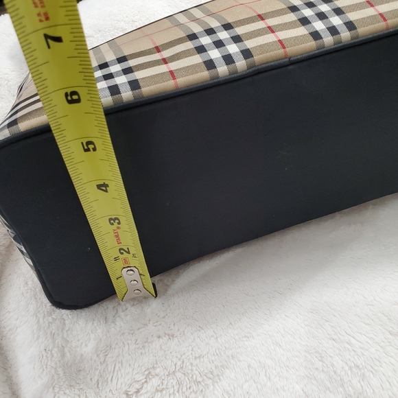 Authentic Burberry plaid horseferry nylon shoulder bag - Picture 13 of 16